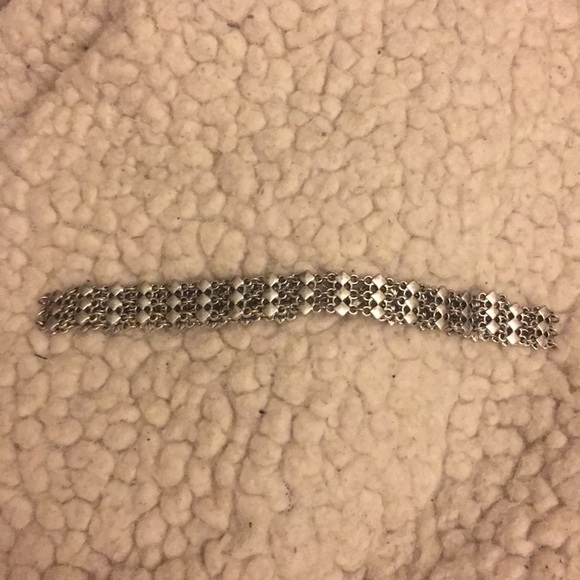 Silver Chocker - Picture 1 of 2
